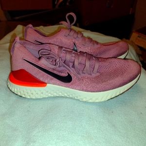 Nike React Epic Flyknit 2